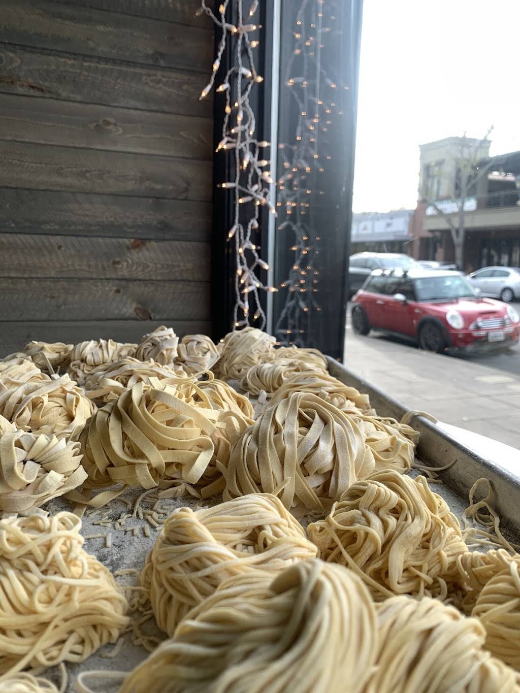 Brava Garden Eatery | night club | 724 Main St, Pleasanton, CA 94566, USA | 9253988665 OR +1 925-398-8665