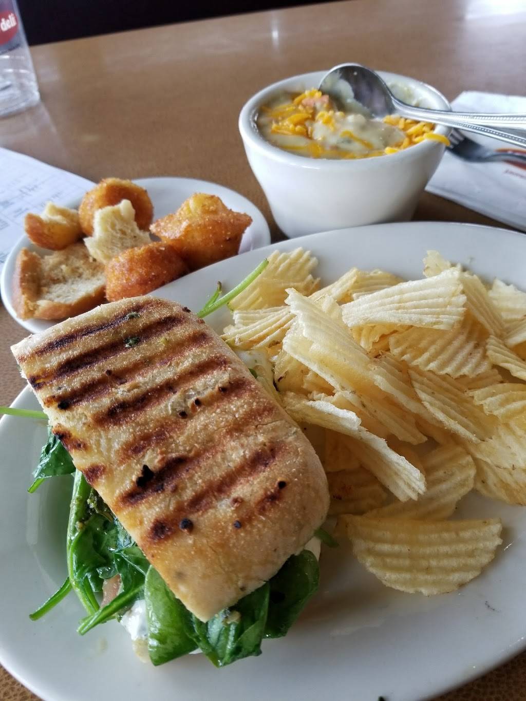 Jasons Deli | restaurant | 10321 Katy Fwy, Houston, TX 77024, USA | 7134672007 OR +1 713-467-2007