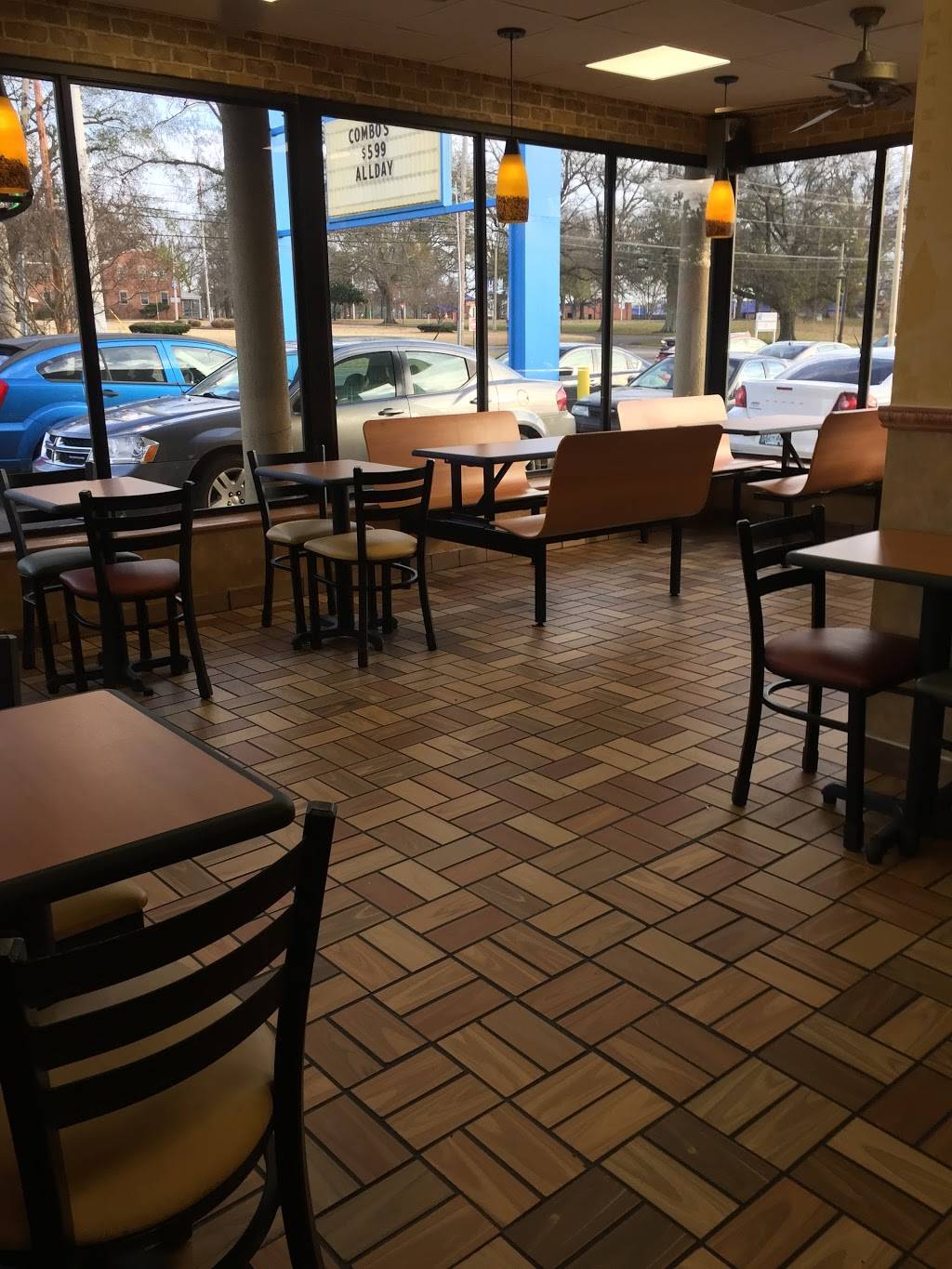 Subway | restaurant | 941 Getwell Rd, Memphis, TN 38111, USA | 9014400200 OR +1 901-440-0200