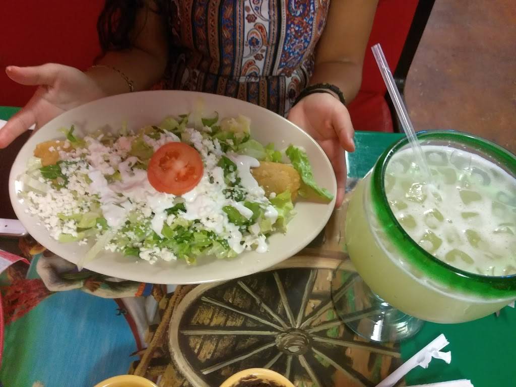 El Huarache | restaurant | 3237 W Northwest Hwy, Dallas, TX 75220, USA | 2143660807 OR +1 214-366-0807