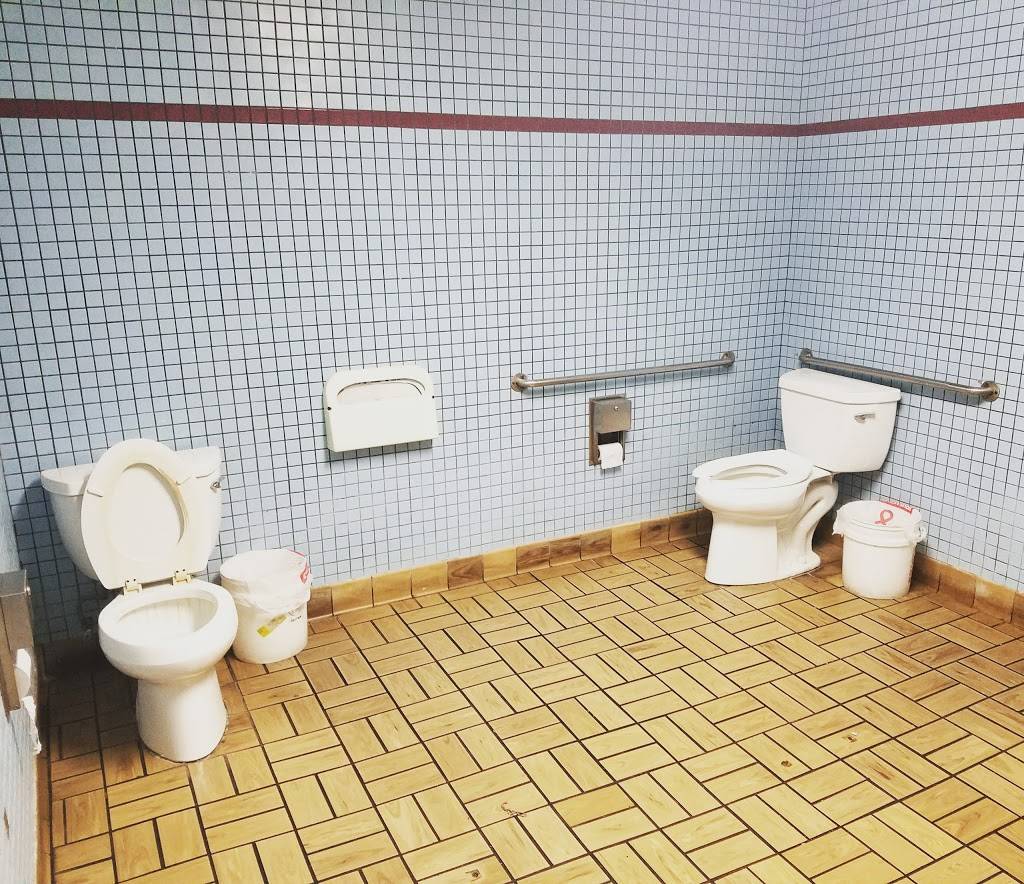 Fosters Freeze | restaurant | 31754 Castaic Rd, Castaic, CA 91384, USA | 6612570302 OR +1 661-257-0302