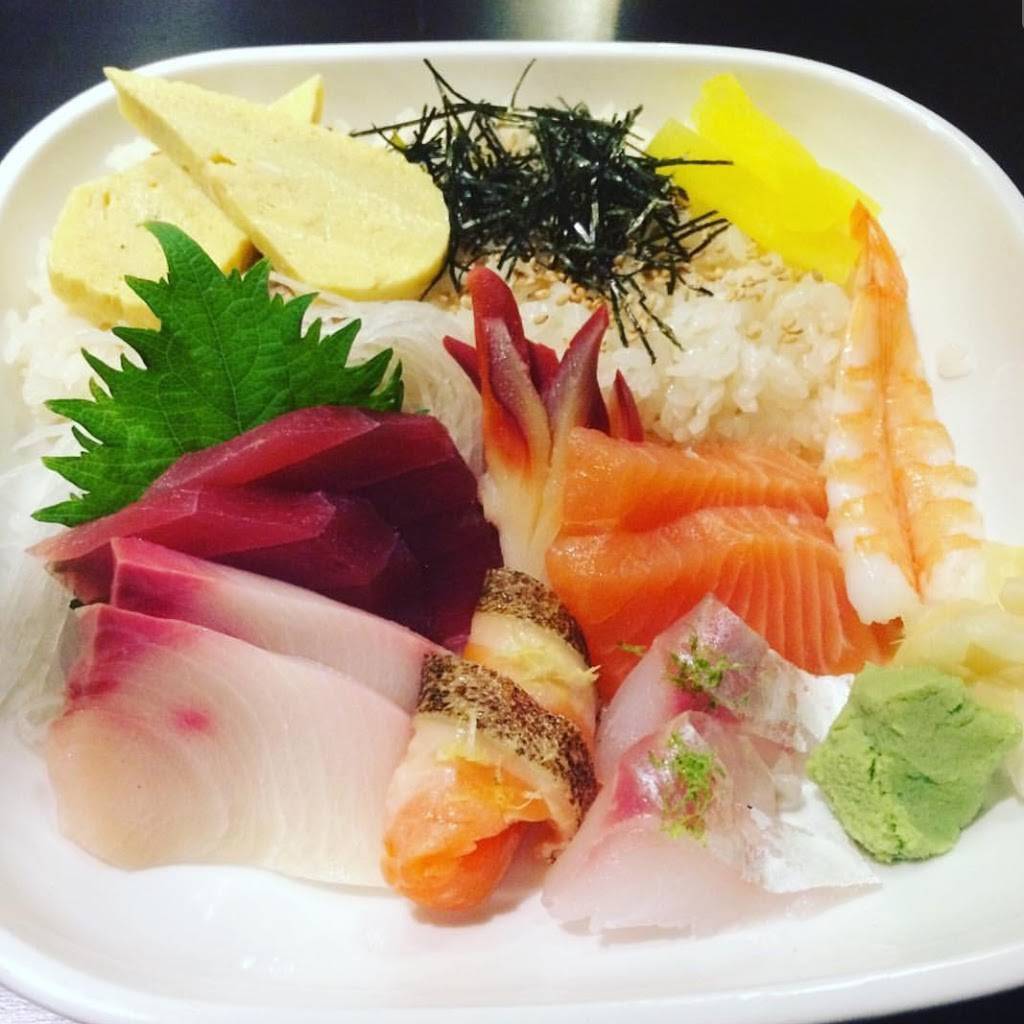 Takumi | restaurant | 310 S Washington St B, Falls Church, VA 22046, USA | 7032411128 OR +1 703-241-1128