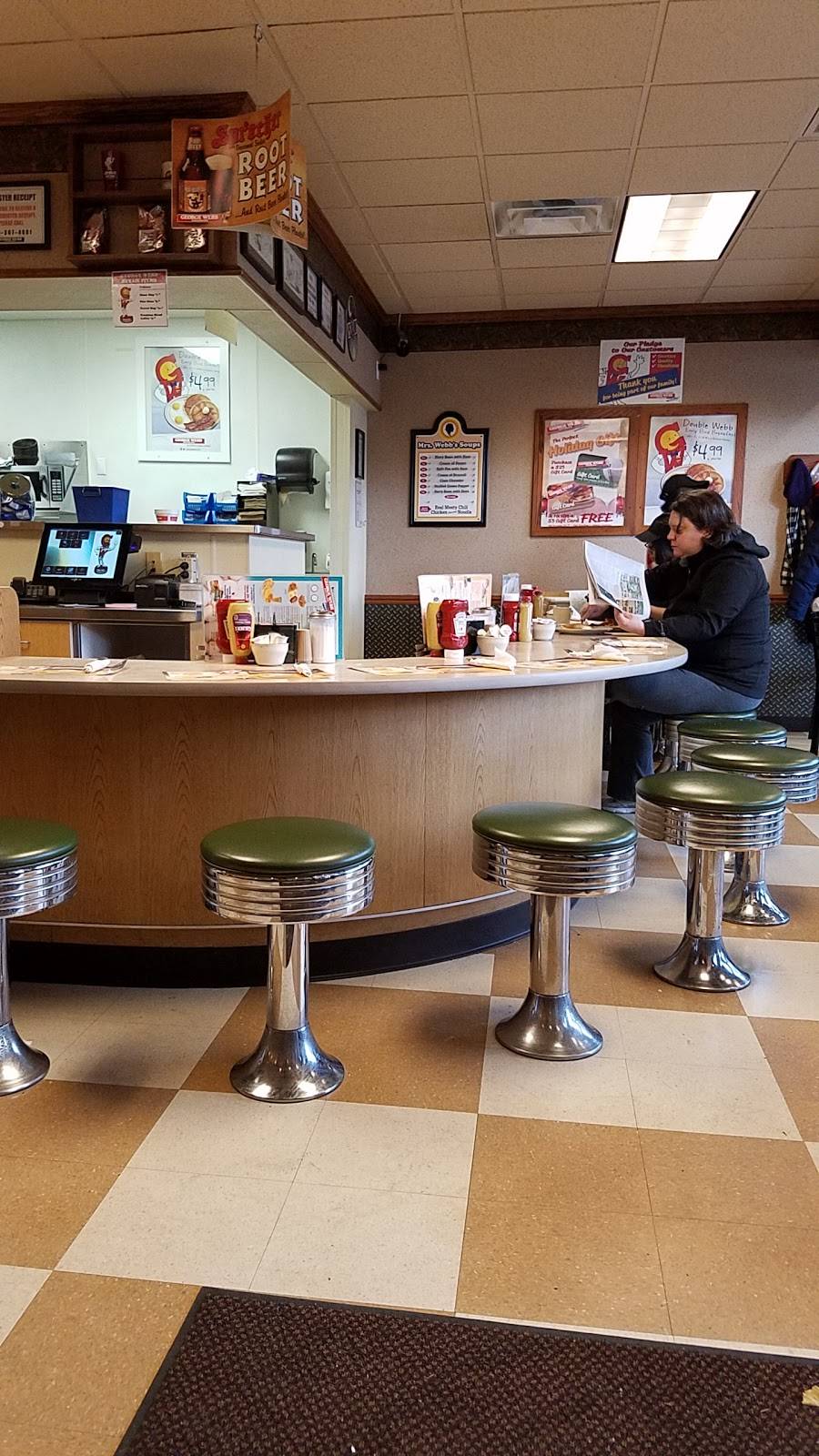 George Webb Restaurant | restaurant | 2935 N Oakland Ave, Milwaukee, WI 53211, USA | 4143326044 OR +1 414-332-6044