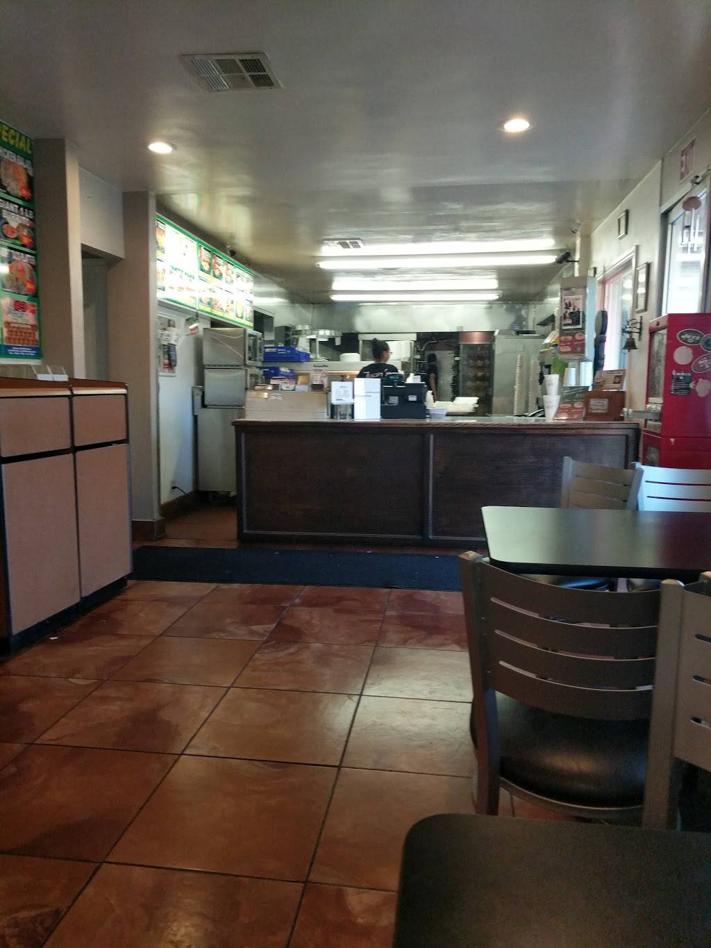 Juans Rotisserie | restaurant | 16989 Lakeshore Dr, Lake Elsinore, CA 92530, USA | 9512453688 OR +1 951-245-3688