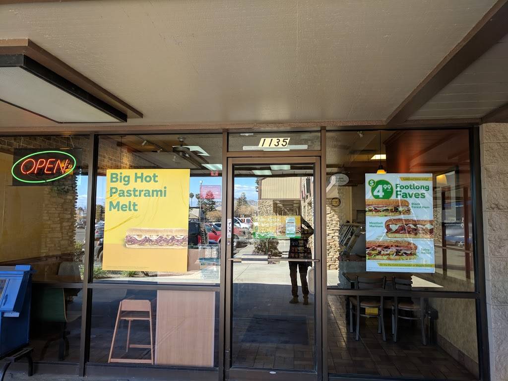 Subway | restaurant | 1135 W Visalia Rd, Exeter, CA 93221, USA | 5595925100 OR +1 559-592-5100