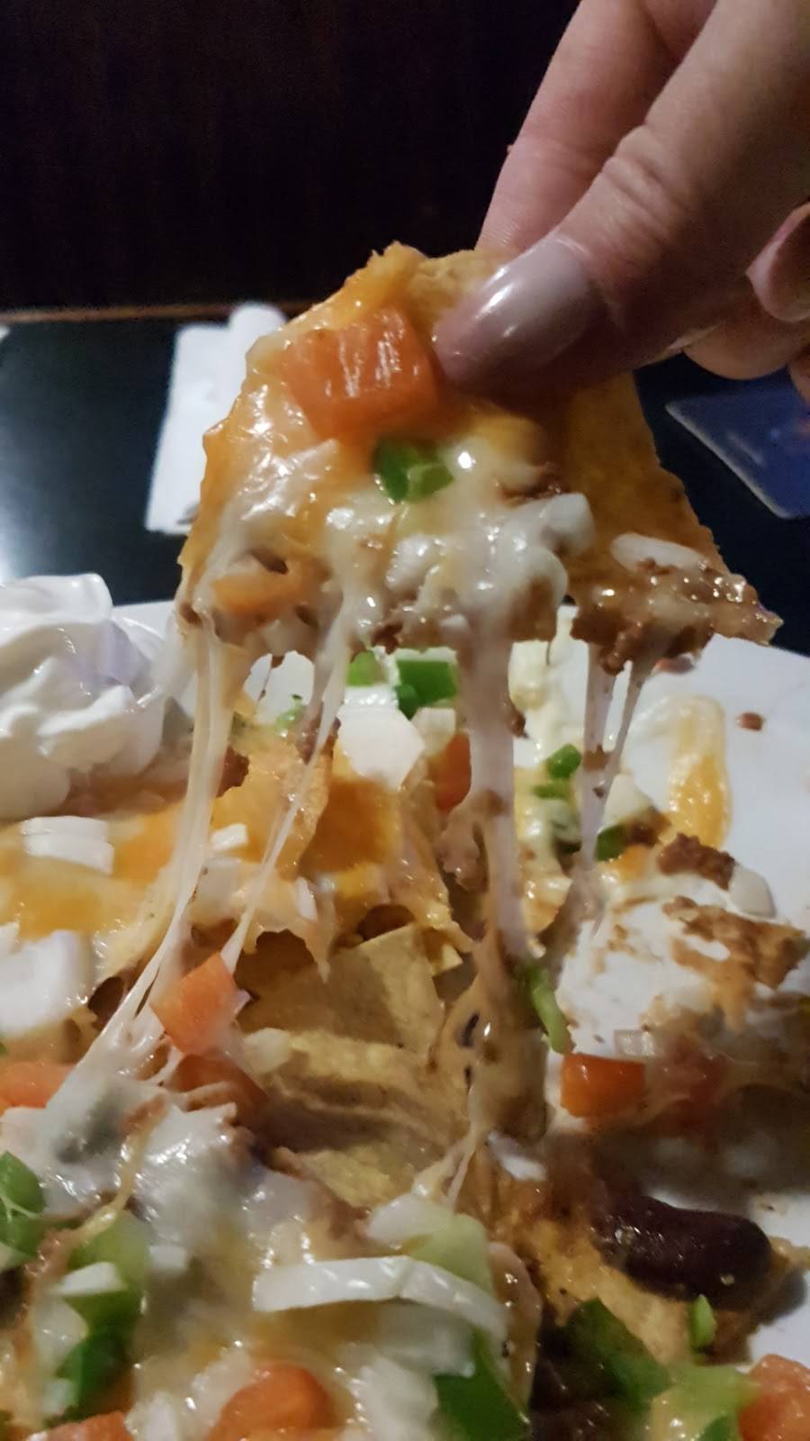 Al Macs Bar | restaurant | 2459 Kingston Rd, Scarborough, ON M1N 1V4, Canada | 4162667999 OR +1 416-266-7999