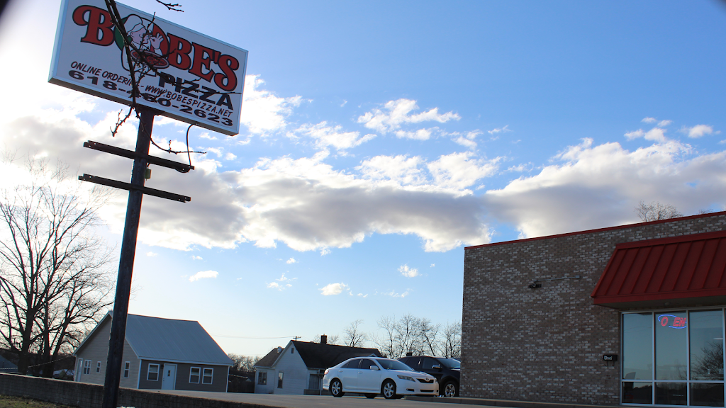 Bobes Pizza | restaurant | 620 W 9th St, Mt Carmel, IL 62863, USA | 6184502623 OR +1 618-450-2623