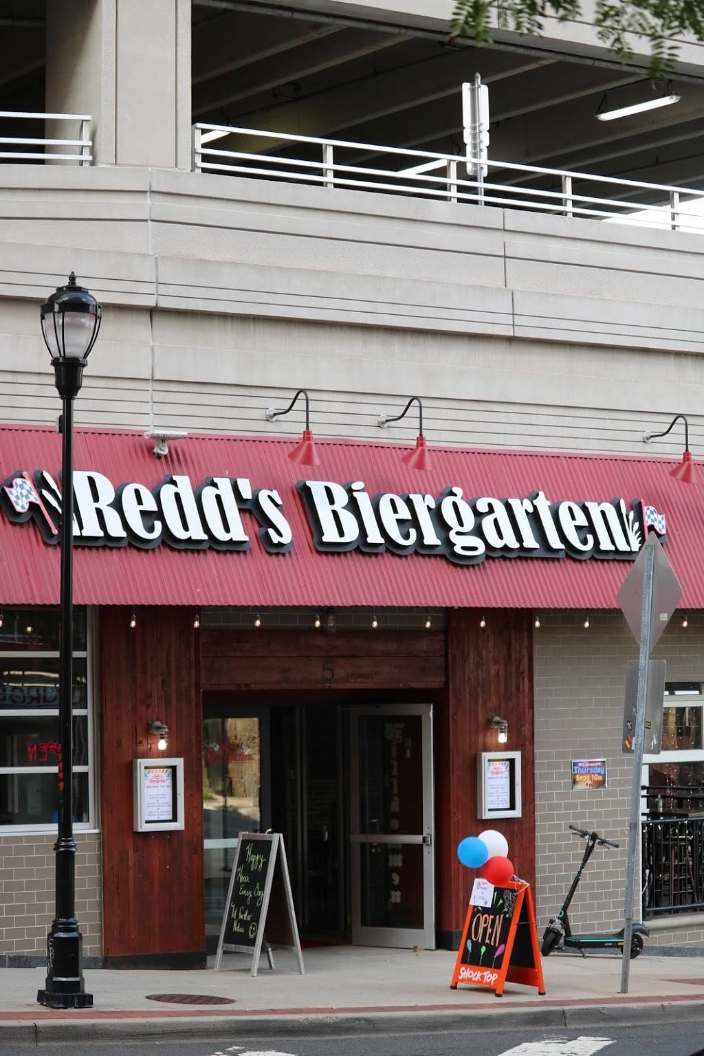 Redds Biergarten | restaurant | 5 Easton Ave, New Brunswick, NJ 08901, USA | 7322466800 OR +1 732-246-6800