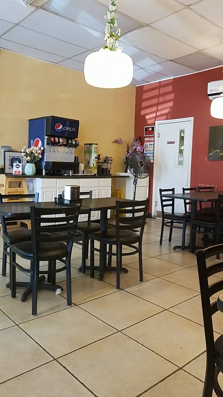 Kees Teriyaki & Sushi | restaurant | 3910 Dyer St B, El Paso, TX 79930, USA | 9155668999 OR +1 915-566-8999