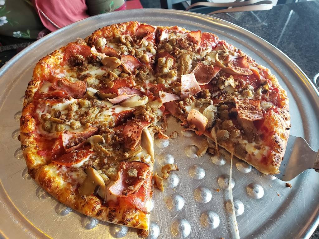 Woodys Pizza | restaurant | 2400 Madison St, Clarksville, TN 37043, USA | 9318026003 OR +1 931-802-6003