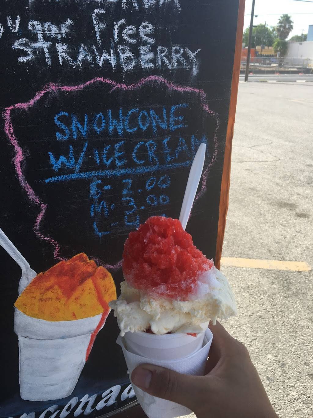 El Cachanilla Shaved Ice | meal takeaway | 100 S Zarzamora, San Antonio, TX 78207, USA | 2104154353 OR +1 210-415-4353