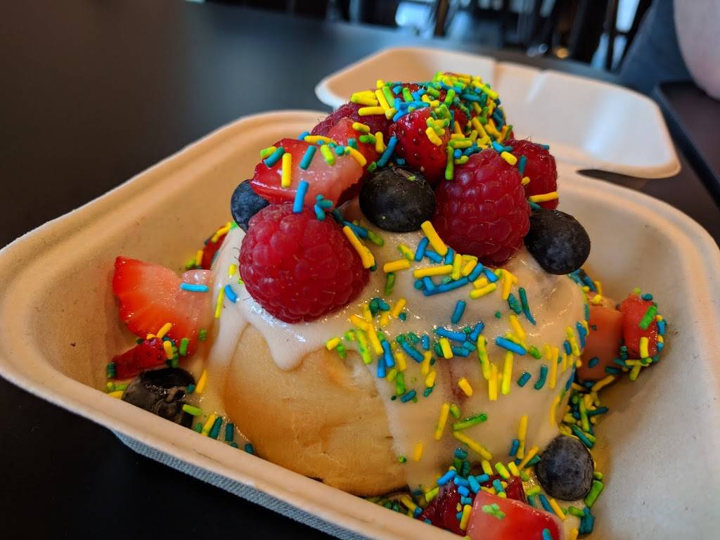 Cinnaholic | bakery | 115 E San Carlos St, San Jose, CA 95112, USA | 4083515400 OR +1 408-351-5400