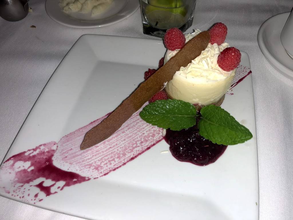 Perrys Steakhouse & Grille | restaurant | 5 Oakbrook Center, Oak Brook, IL 60523, USA | 6305711808 OR +1 630-571-1808