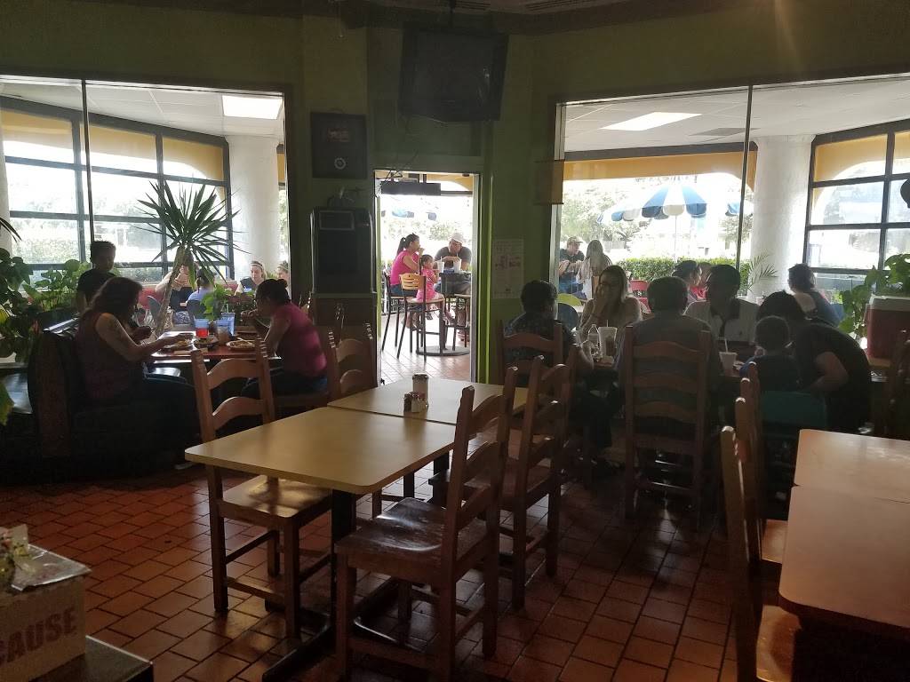 La Gardenia | restaurant | 5600 Walzem Rd, San Antonio, TX 78218, USA | 2104675025 OR +1 210-467-5025