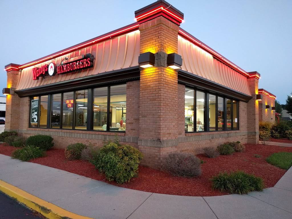 Wendys | restaurant | 11136 Kingston Pike, Farragut, TN 37934, USA | 8656710256 OR +1 865-671-0256
