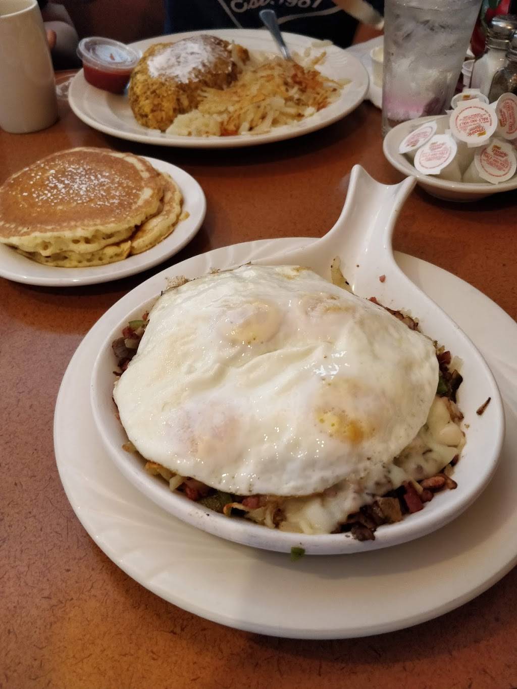 Lumes Pancake House | restaurant | 12401 S Harlem Ave, Palos Heights, IL 60463, USA | 7083617744 OR +1 708-361-7744