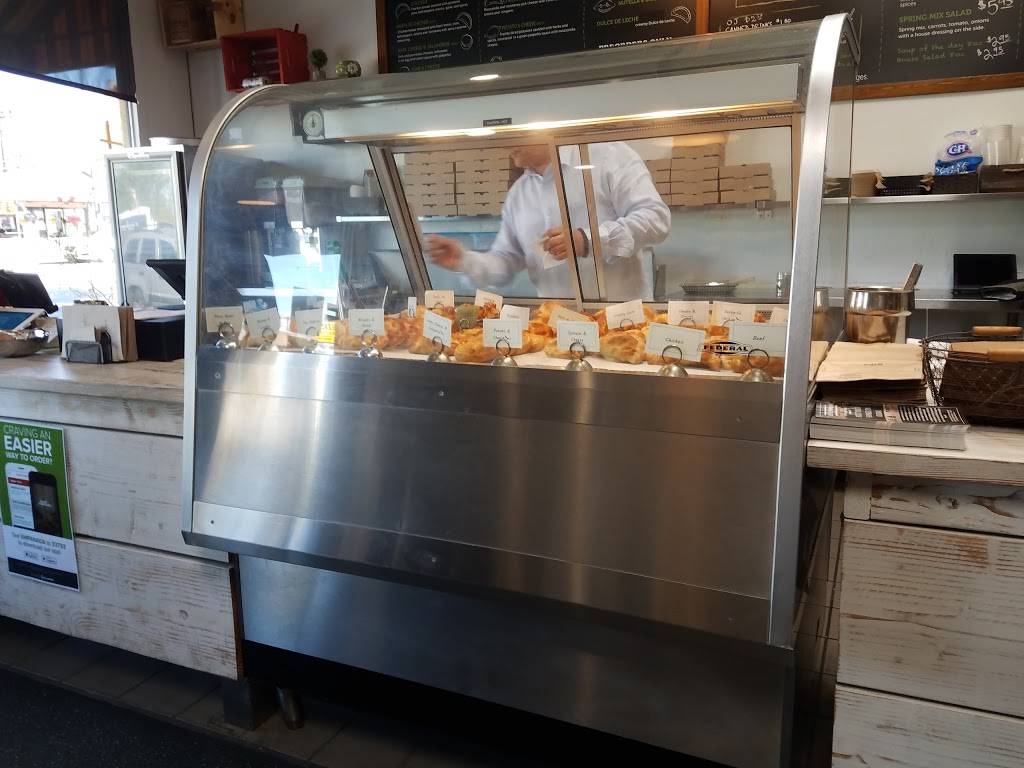 World Empanadas | restaurant | 1206 W Magnolia Blvd, Burbank, CA 91506, USA | 8185614999 OR +1 818-561-4999