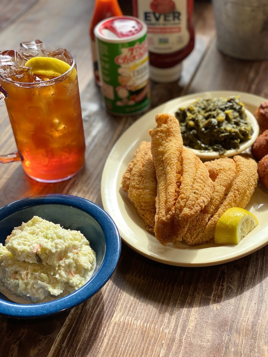 Davids Catfish House | restaurant | 10810 Hwy 31, Spanish Fort, AL 36527, USA | 2519301252 OR +1 251-930-1252