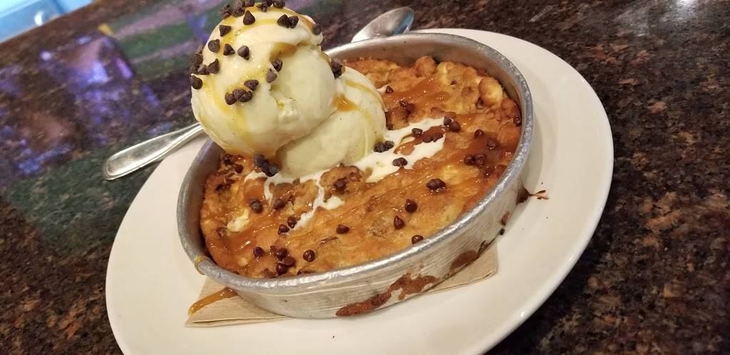 BJs Restaurant & Brewhouse | restaurant | 600 Brea Mall Dr, Brea, CA 92821, USA | 7149902095 OR +1 714-990-2095