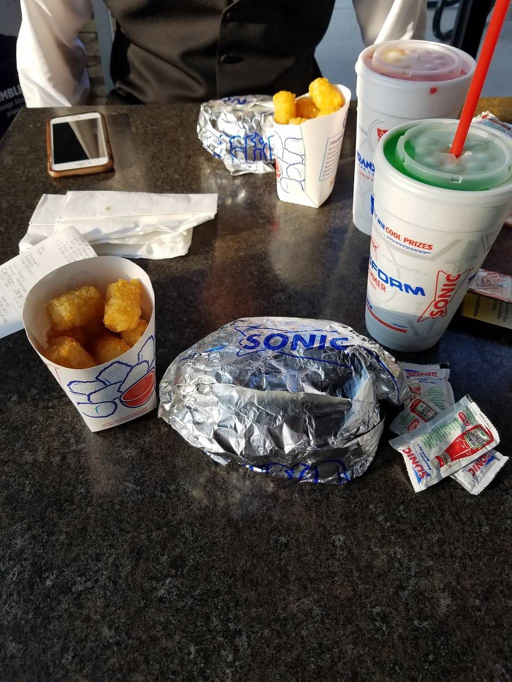 Sonic Drive-In | restaurant | 2055 Crain Hwy, Waldorf, MD 20601, USA | 2402108268 OR +1 240-210-8268