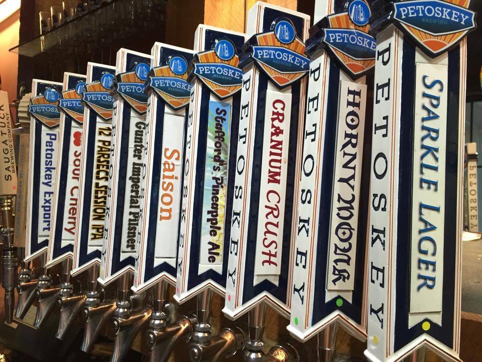 Marys Bistro Draught House | restaurant | 7463 Main St, Mackinac Island, MI 49757, USA | 9068479911 OR +1 906-847-9911