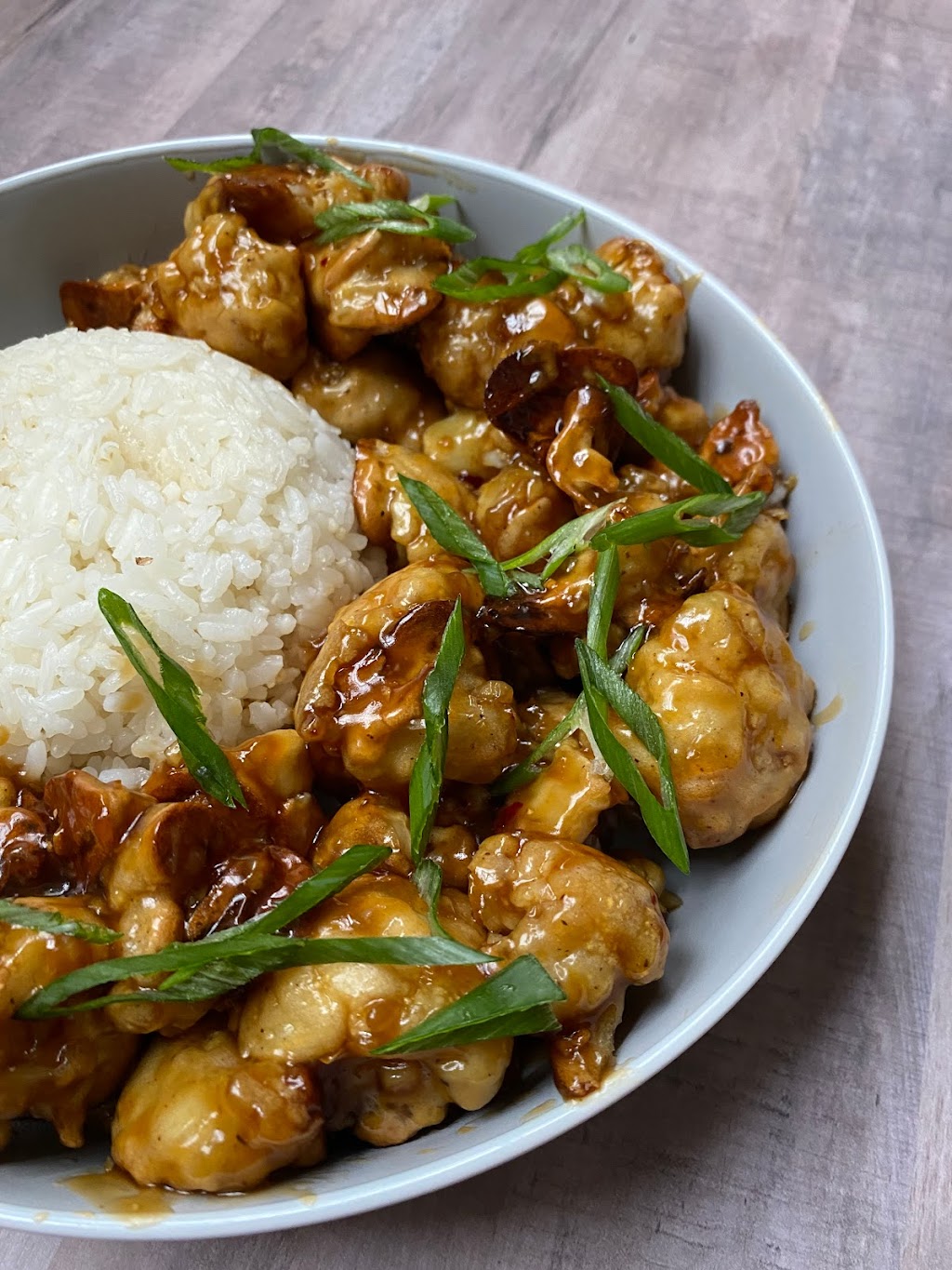 At Park Vegan Eatery | restaurant | 2499 Neptune Ct, Banta, CA 95304, USA | 2098142365 OR +1 209-814-2365