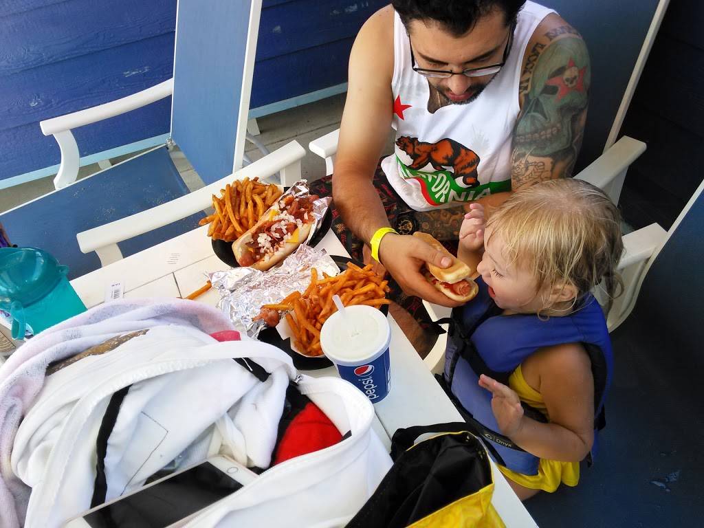 Carls Jr. | restaurant | 111 Raging Waters Dr, San Dimas, CA 91773, USA | 9098022245 OR +1 909-802-2245