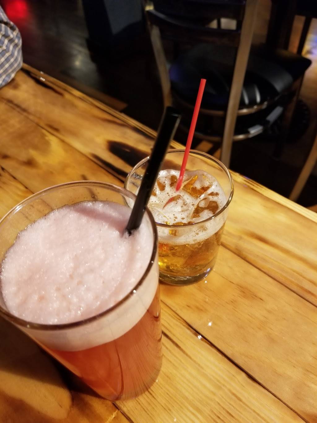 Paulie’s Brickhouse | restaurant | 264 Central Ave, Jersey City, NJ 07307, USA | 2014341188 OR +1 201-434-1188