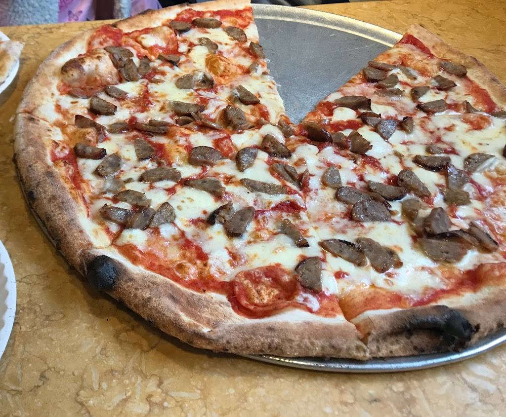 New Park Pizza | restaurant | 156-71 Cross Bay Blvd, Howard Beach, NY 11414, USA | 7186413082 OR +1 718-641-3082