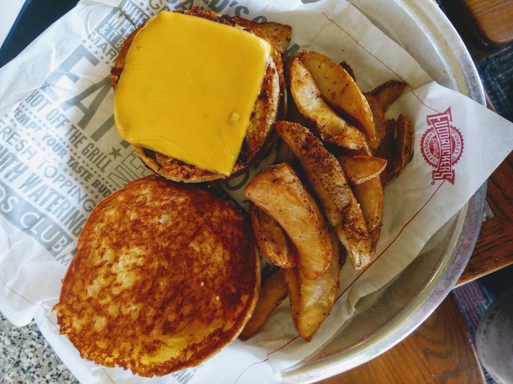 Fuddruckers | restaurant | 1509 John B White Sr Blvd, Spartanburg, SC 29301, USA | 8645768329 OR +1 864-576-8329