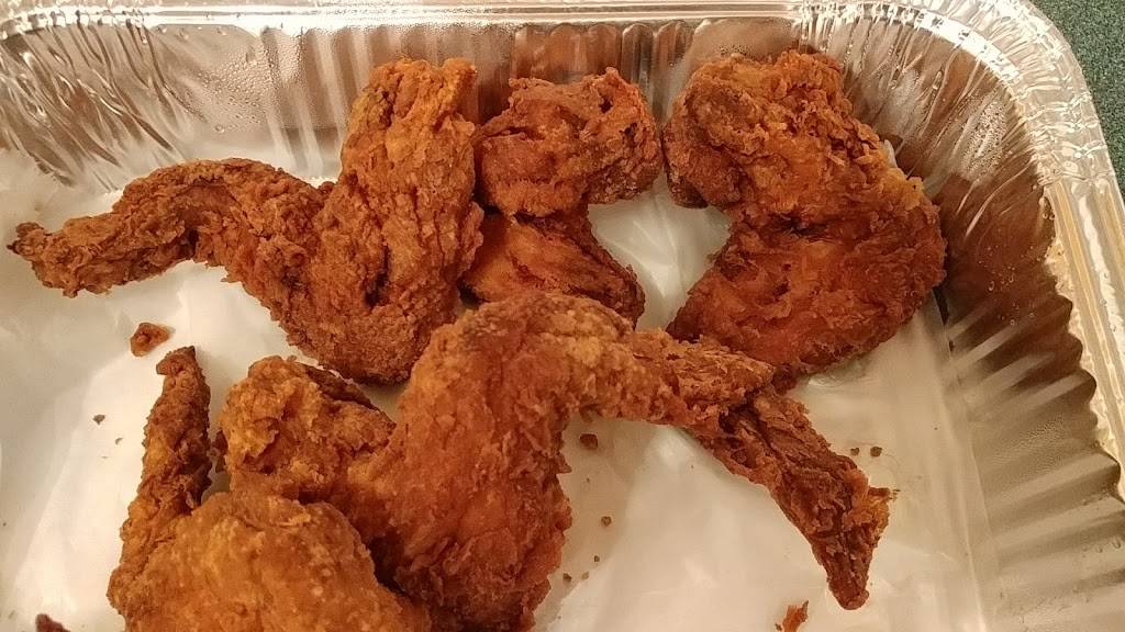 Americas Best Wings | restaurant | 3437 Fort Meade Rd, Laurel, MD 20724, USA | 3014839464 OR +1 301-483-9464