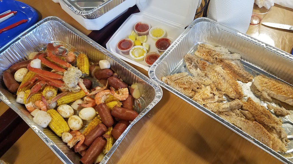 Macker Seafood | restaurant | 141 Bay St, Daytona Beach, FL 32114, USA | 3862539905 OR +1 386-253-9905