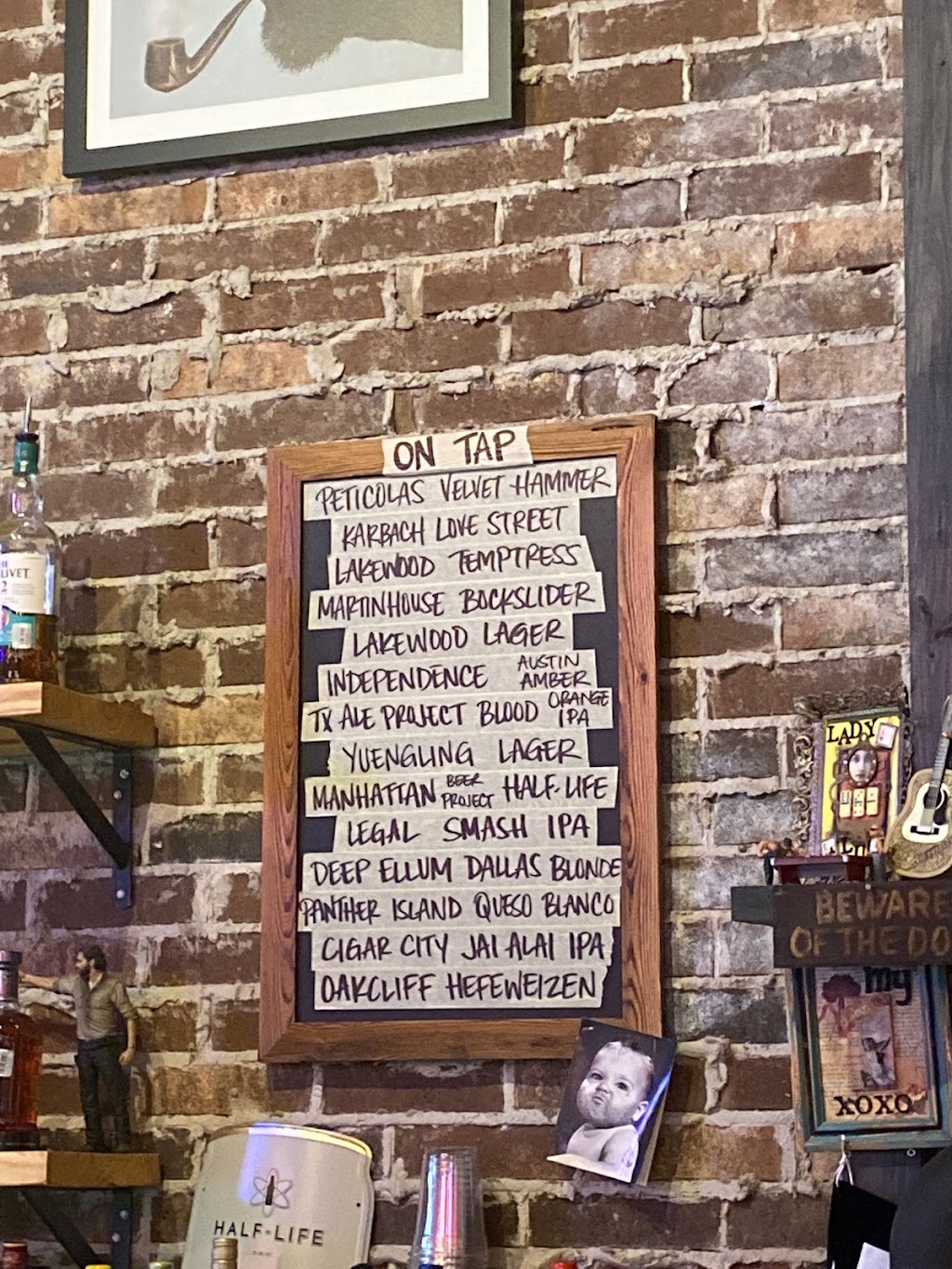 Dizzy Lucys | restaurant | 101 S Oak St #100, Roanoke, TX 76262, USA | 8172909070 OR +1 817-290-9070