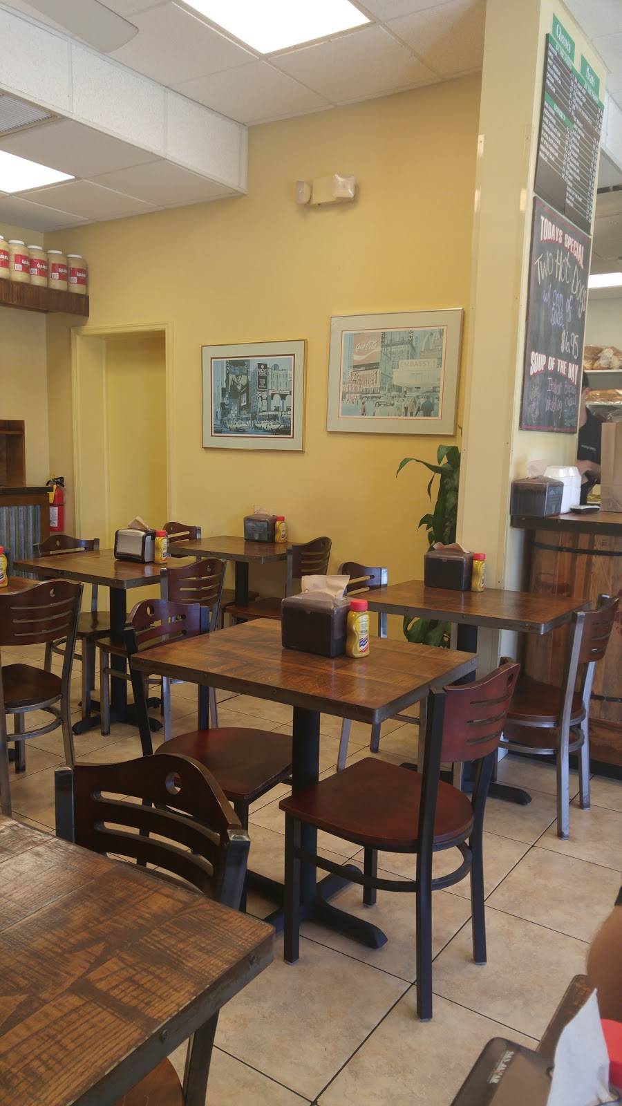 Pickle Barrel | meal takeaway | 133 E Hillsboro Blvd, Deerfield Beach, FL 33441, USA | 9544270650 OR +1 954-427-0650