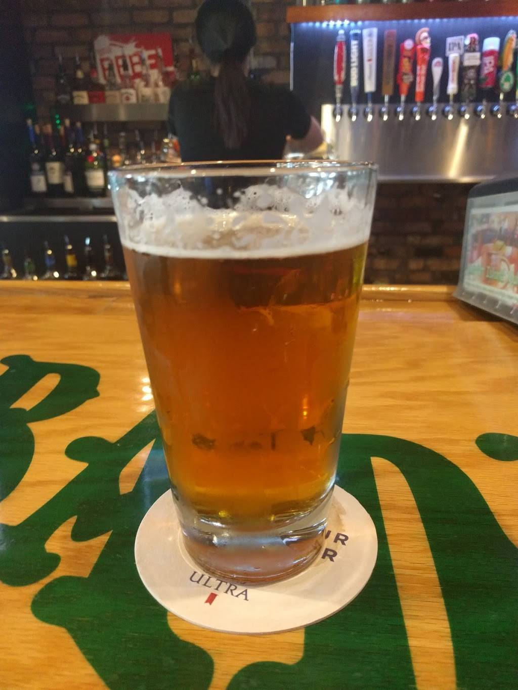 Beef O Bradys | restaurant | 1450 N Courtenay Pkwy, Merritt Island, FL 32953, USA | 3214556665 OR +1 321-455-6665