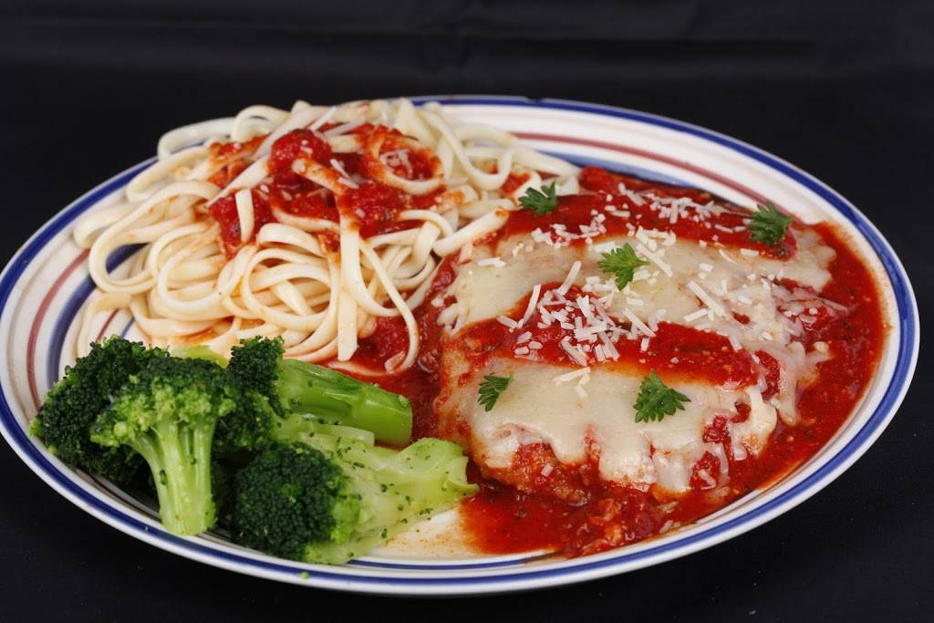 Skorpios Maggios Greek Family Restaurant | restaurant | 421 Maple Ave E, Vienna, VA 22180, USA | 7039387777 OR +1 703-938-7777