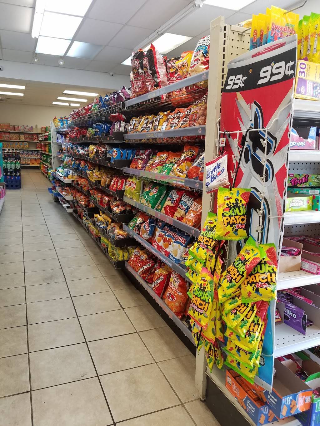 Sharks Fish and Chicken | restaurant | 1734 E 71st St, Chicago, IL 60649, USA | 7739527748 OR +1 773-952-7748