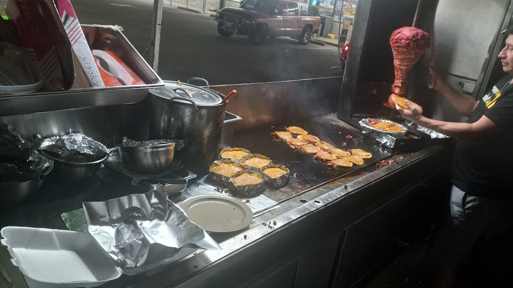 TACOS DE TROMPO ! LOS CUATES ! 100% ESTILO MONTERREY | restaurant | 5175 Little York Rd, Houston, TX 77016, USA | 9362359759 OR +1 936-235-9759