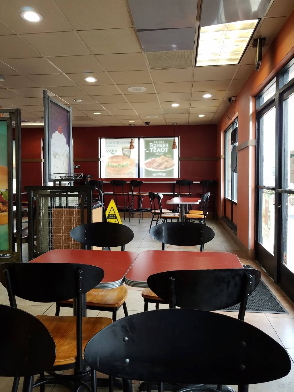 Jack in the Box | restaurant | 18271 Gale Ave, City of Industry, CA 91748, USA | 6268107963 OR +1 626-810-7963