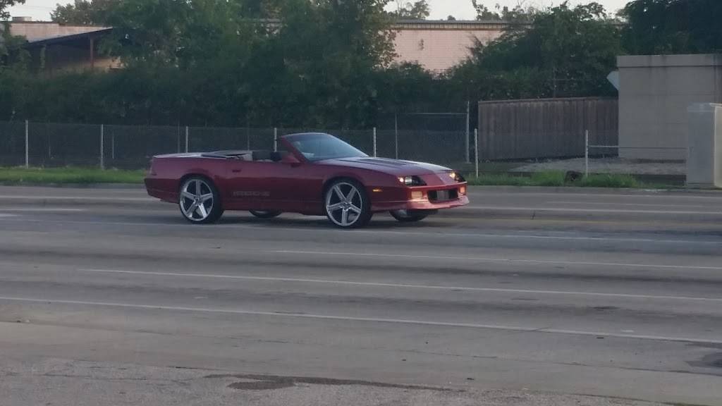 Churchs Chicken | restaurant | 4656 Scyene Rd, Dallas, TX 75210, USA | 2144217023 OR +1 214-421-7023