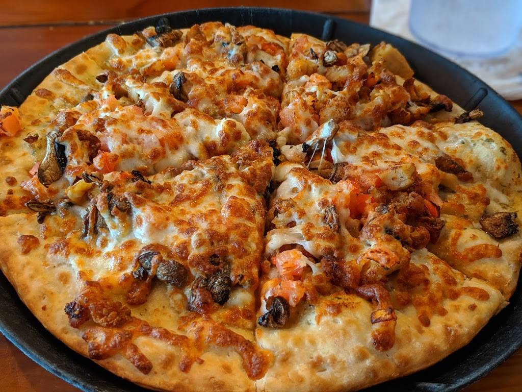 Roosters | restaurant | 12120 Springfield Pike, Cincinnati, OH 45246, USA | 5136711179 OR +1 513-671-1179