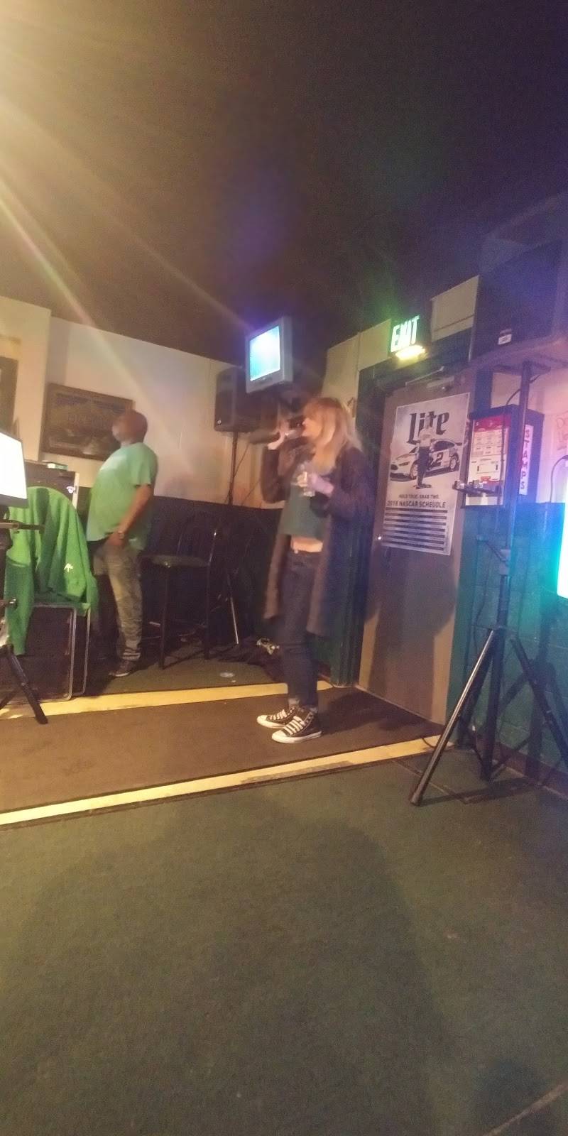 Spudz Bar & Grill | restaurant | 5428 New Haven Ave, Fort Wayne, IN 46803, USA | 2604937292 OR +1 260-493-7292