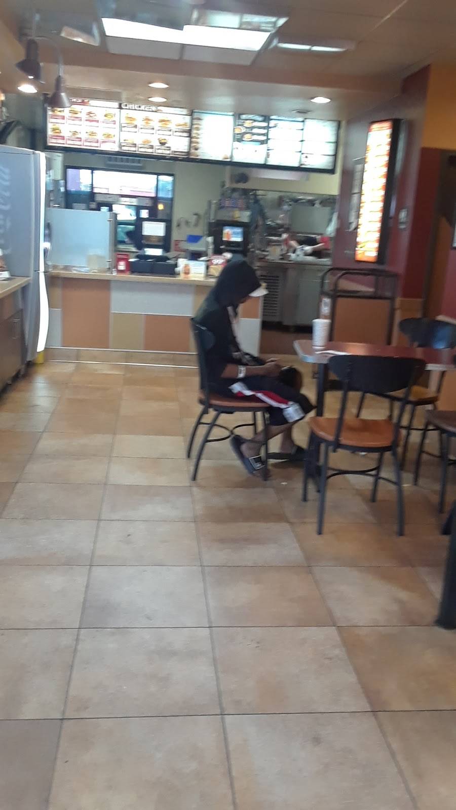 Jack in the Box | restaurant | 6811 W Military Dr, San Antonio, TX 78227, USA | 2106744647 OR +1 210-674-4647