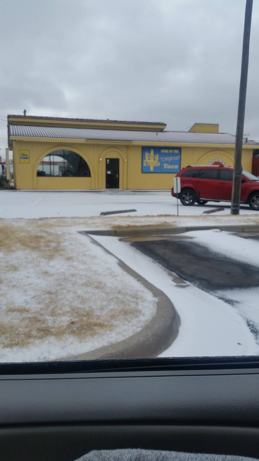 Taco Grande | restaurant | 2255 S Seneca St, Wichita, KS 67213, USA | 3162652551 OR +1 316-265-2551