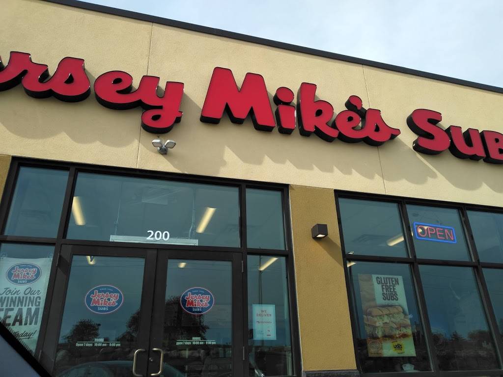 Jersey Mikes Subs | meal takeaway | 1404 County Rd 42 W W, Burnsville, MN 55337, USA | 9526817027 OR +1 952-681-7027