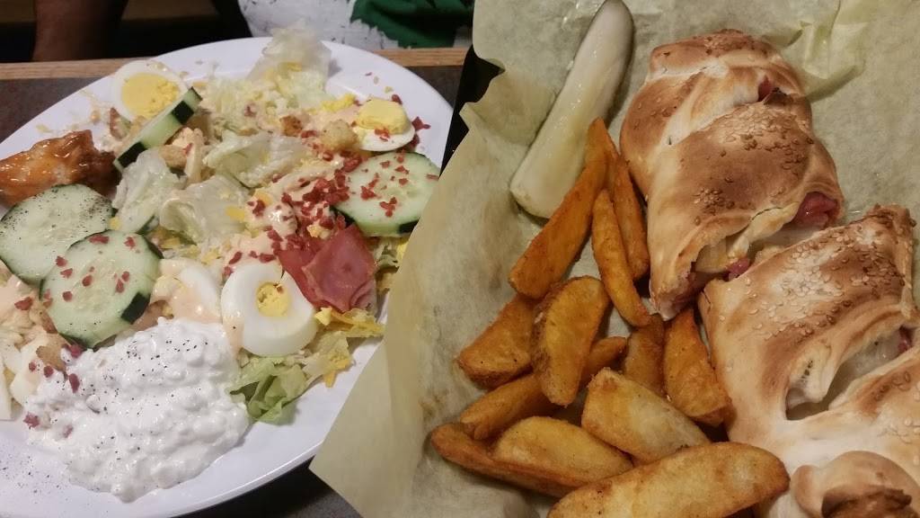 Straw Hat Pizza | meal takeaway | 12552 Central Ave, Chino, CA 91710, USA | 9096271534 OR +1 909-627-1534