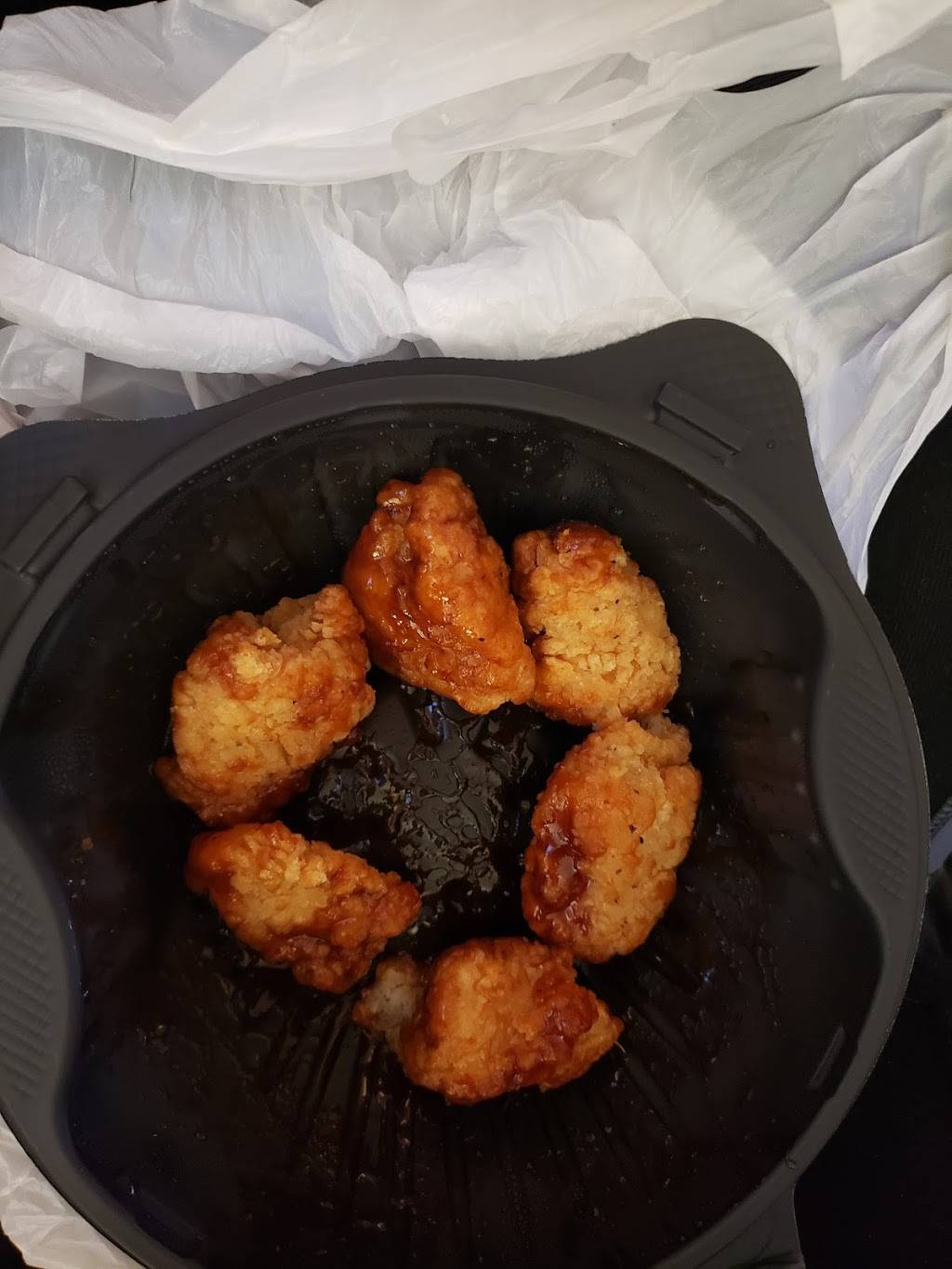 Pizza Hut | meal takeaway | 3530 N High St, Columbus, OH 43214, USA | 6142610951 OR +1 614-261-0951