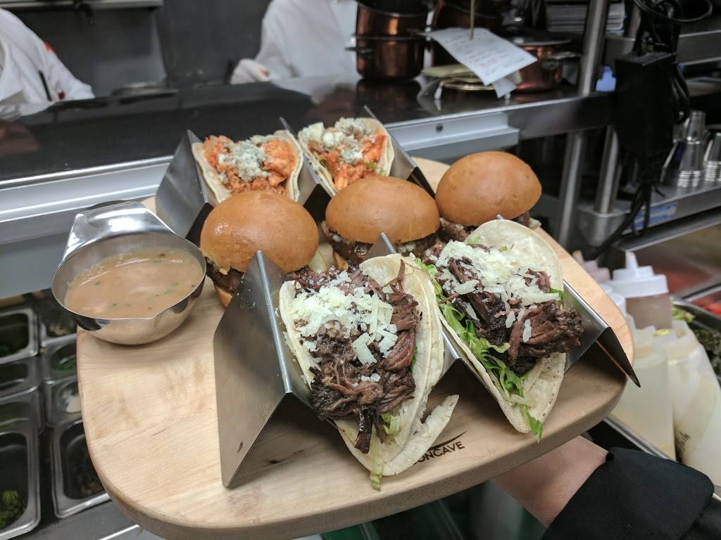 George White | restaurant | 33 Berry Hill Rd, Syosset, NY 11791, USA | 5163642144 OR +1 516-364-2144