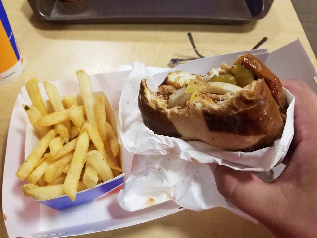 Dairy Queen Grill & Chill | restaurant | 9656 Bluegrass Pkwy, Louisville, KY 40299, USA | 5024930878 OR +1 502-493-0878