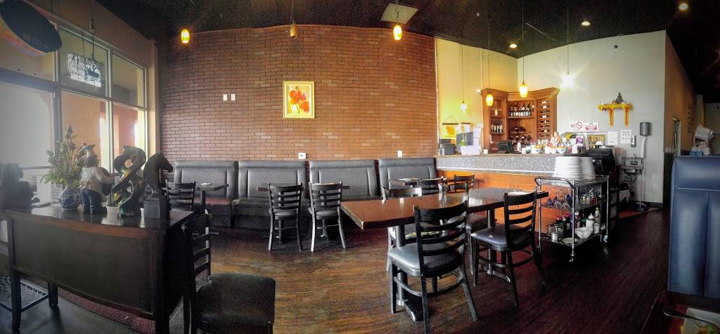 LucKi Thai Restaurant | restaurant | 467 E Silverado Ranch Blvd #165, Las Vegas, NV 89183, USA | 7026292910 OR +1 702-629-2910